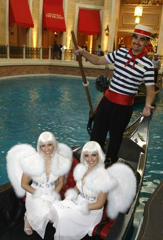 The Palazzo has been transformed into a 2009 Winter Wonderland.