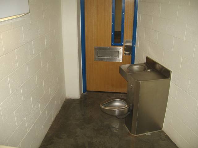 Jail Sink