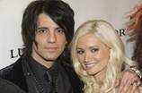 Criss, Holly on the 'Black Carpet'