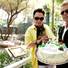 Siegfried & Roy share in cake.