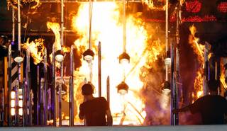 On Saturday at the Miracle Mile Shops at Planet Hollywood, magician Steve Wyrick attempted a stunt called the 