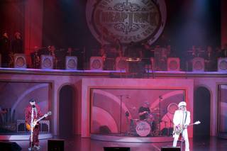 Cheap Trick performs 