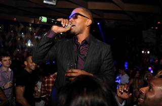 Jamie Foxx performs at Tao's Super Bowl XLIV party in Miami.