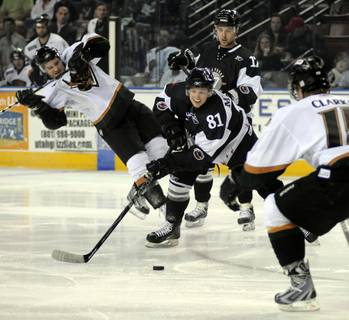 Wranglers vs. Grizzlies