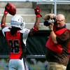 Photo: Las Vegas Locos cornerback Isaiah Trufant poses fo Photo: Las Vegas Locos cornerback Isaiah Trufant poses fo