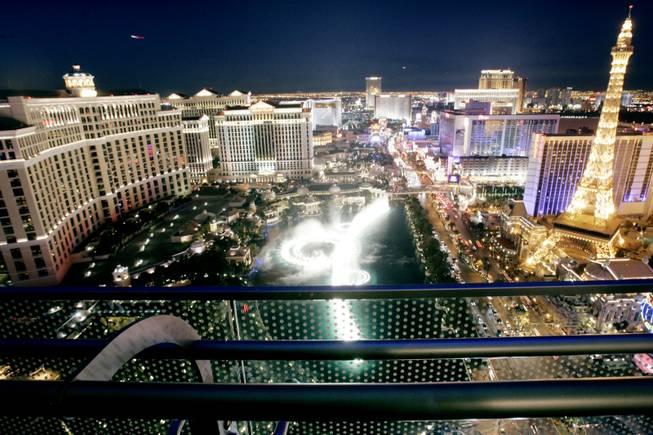 Strip Scribbles: The $1.5 million Bellagio Fountains holiday gifts