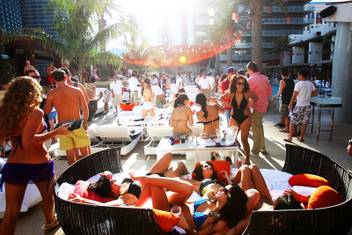 Marquee Pool @ Cosmopolitan