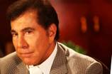 Wynn Talks With Media