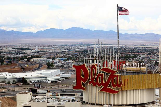 http://photos.lasvegassun.com/media/img/photos/2011/09/14/0914plazaremodel17_t618.jpg?ba5b5b122dd3d37cc13d83e92a6a0ec0d5bfa32a