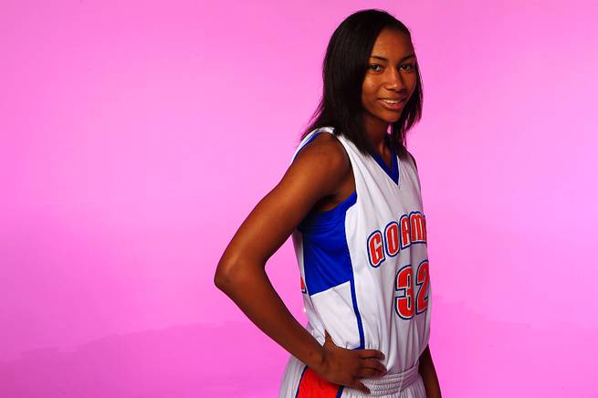 UNLV women's basketball scores rare commitment from local prospect