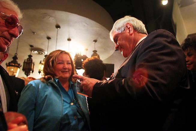 Gingrich Speaks to Latinos Gingrich Speaks to Latinos