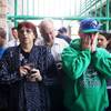 Photo: Voters express frustration at disorganization whil