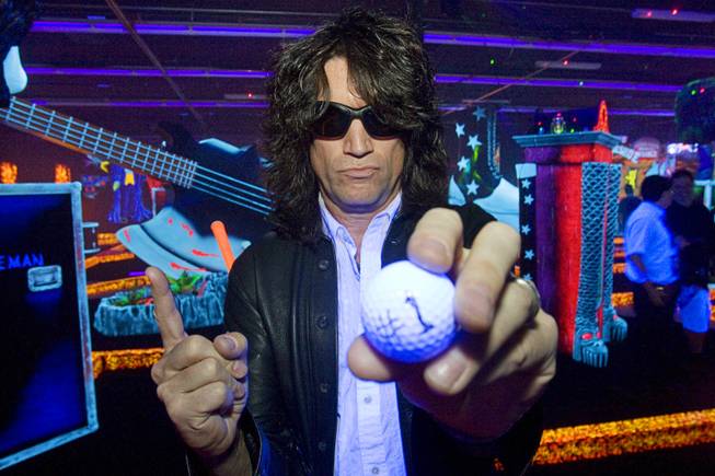 Kiss by Monster Mini Golf Opens Kiss by Monster Mini Golf Opens
