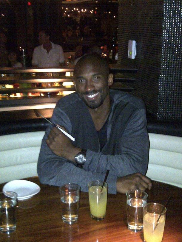 Kobe Bryant with the diamond-encrusted pink sapphire steak knife at STK in the Cosmopolitan of Las Vegas.