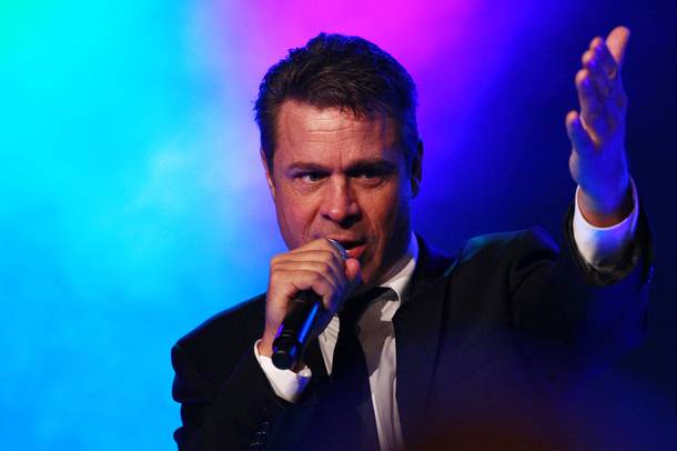 Crooner Mark OToole performs at Vinyl at the Hard Rock Saturday, Oct. 6, 2012.