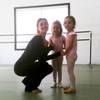 Photo: Welthy Silva with her young students at Las Vegas Photo: Welthy Silva with her young students at Las Vegas