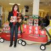 Flamingo headliner Marie Osmond hands out Christmas gifts to pediatric patients at Children’s Hospital of Nevada at University Medical Center on Monday, Dec. 23, 2013, in Las Vegas. Flamingo headliner Marie Osmond hands out Christmas gifts to pediatric patients at Children’s Hospital of Nevada at University Medical Center on Monday, Dec. 23, 2013, in Las Vegas.