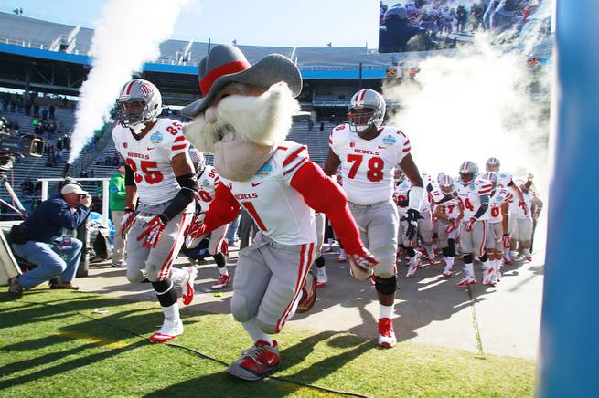 UNLV football could be penalized for low academic rating