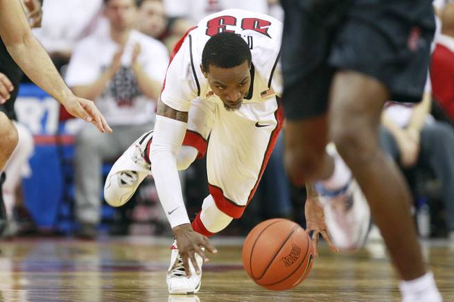 Dejean-Jones' status to be revisited following UNLV's road trip to UNR