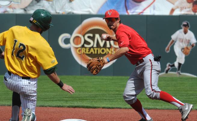 UNLV baseball staves off elimination to play again Sunday afternoon