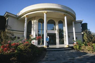 Wayne Newton's Casa de Shenandoah: First impressions of Mr. Las Vegas' digs