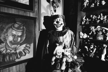 A night chasing ghosts at the Clown Motel