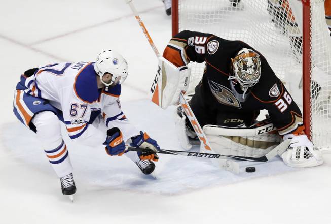 NHL Playoffs: Rickard Rakell opens the scoring for Anaheim