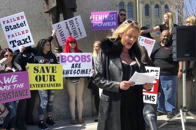 Stormy Daniels helps strippers Stormy Daniels helps strippers