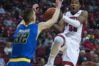 UNLV falls to San Jose State
